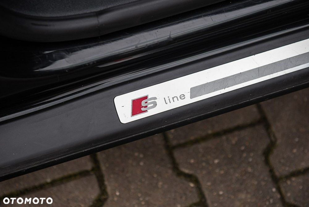 Audi A3 Sportback 2.0 TDI S line Sportpaket plus - 23