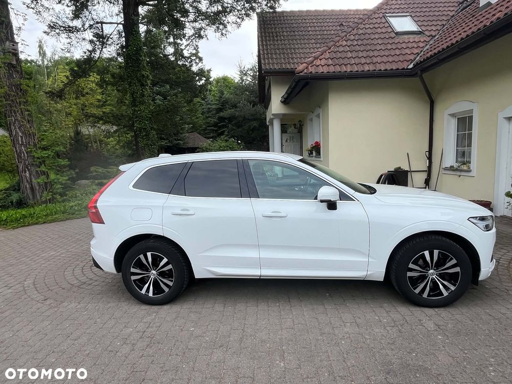 Volvo XC 60 T4 Momentum Pro - 6