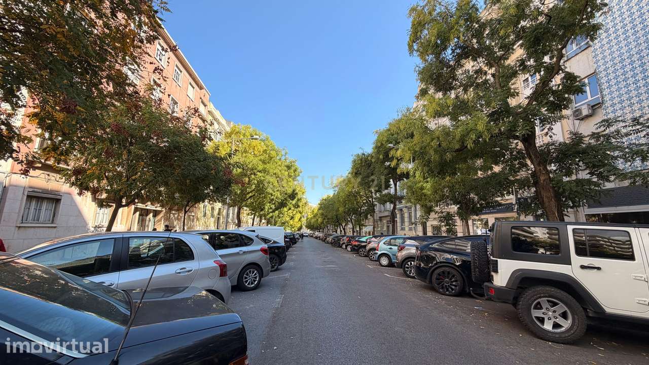 Loja para Venda no Bairro Azul – Localização Premium - Grande imagem: 3/9