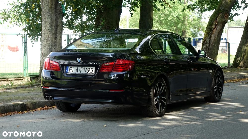 BMW Seria 5 520d Modern Line - 32