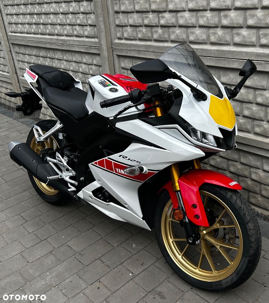 Yamaha YZF - 1