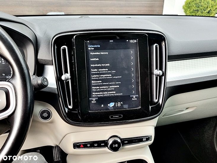 Volvo XC 40 D3 SCR Momentum Core - 35