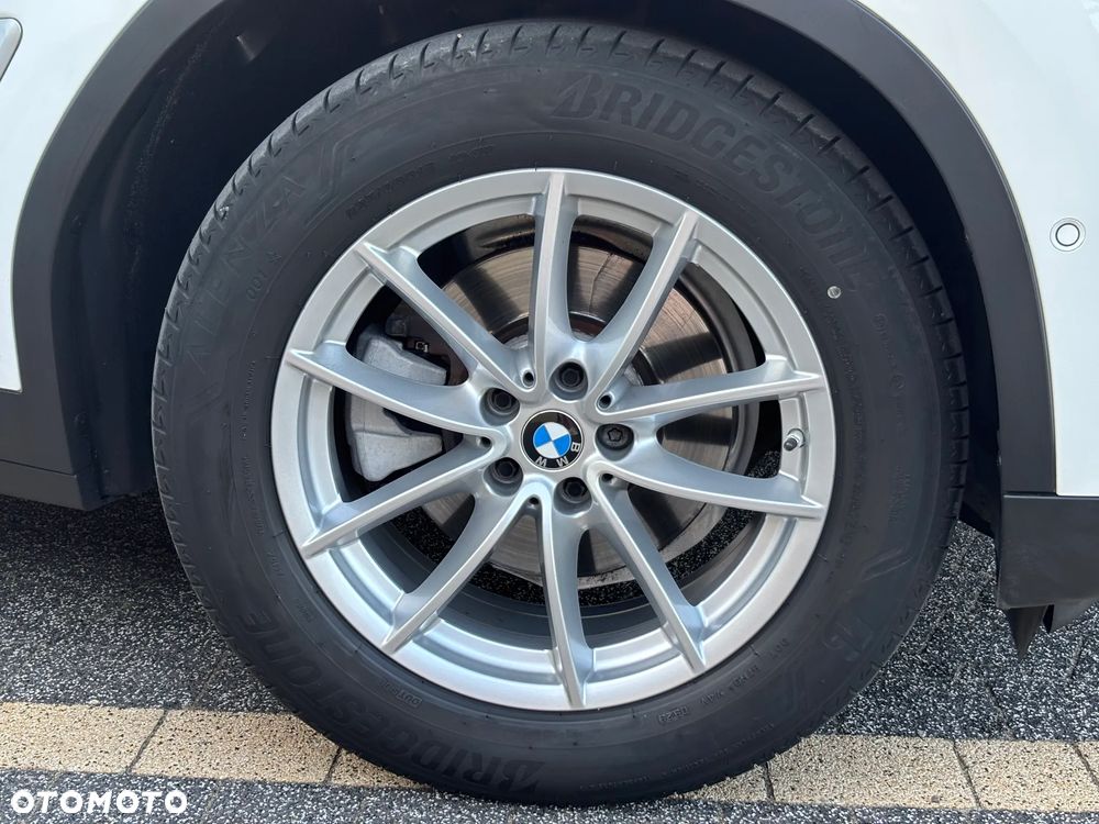 BMW X3 xDrive20d - 27