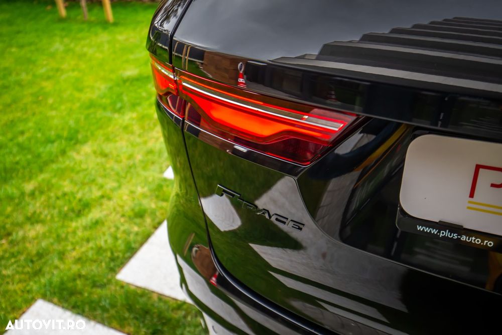 Jaguar F-Pace P250 AWD R-Dynamic Black - 8
