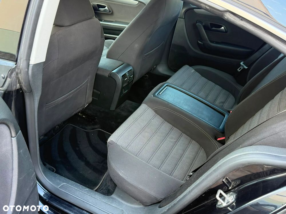 Volkswagen Passat CC 2.0 TDI DPF - 11