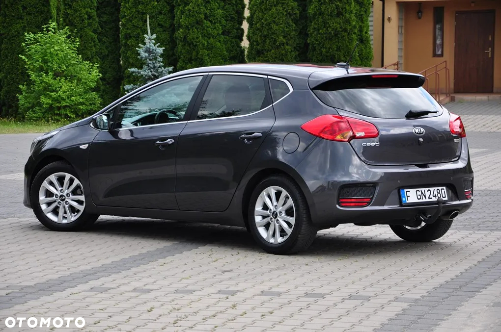 Kia Ceed 1.6 CRDi SCR L Business Line - 22