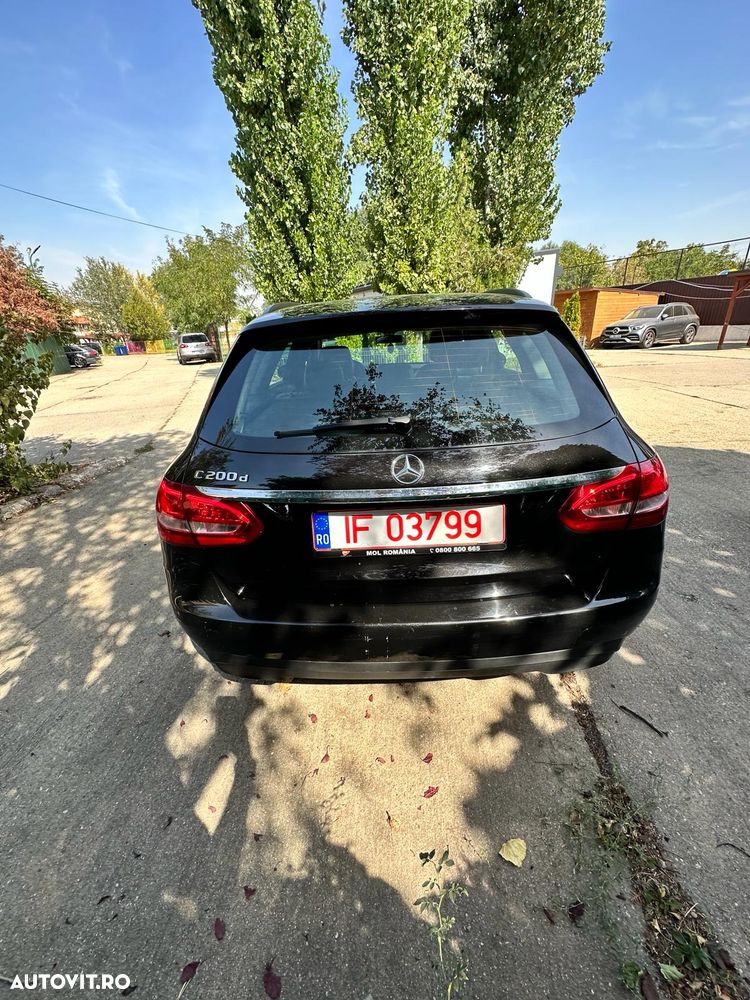 Mercedes-Benz C - 4