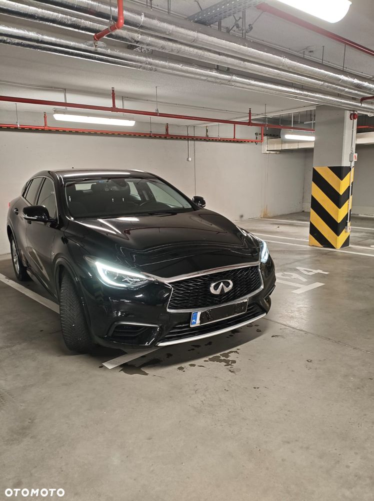 Infiniti QX30 2.0t DCT AWD Premium - 4