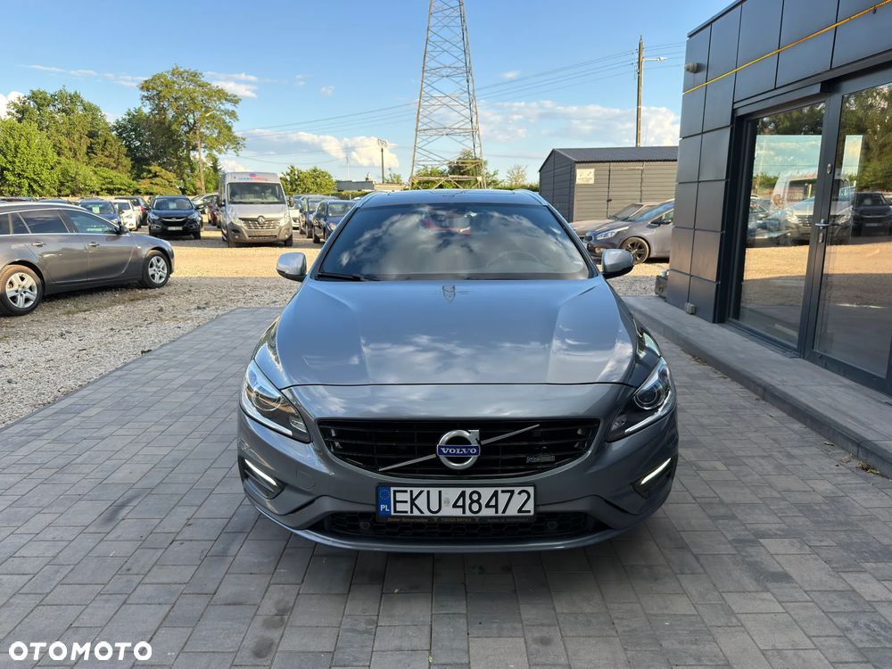 Volvo V60 D3 Drive-E R-Design Momentum - 2