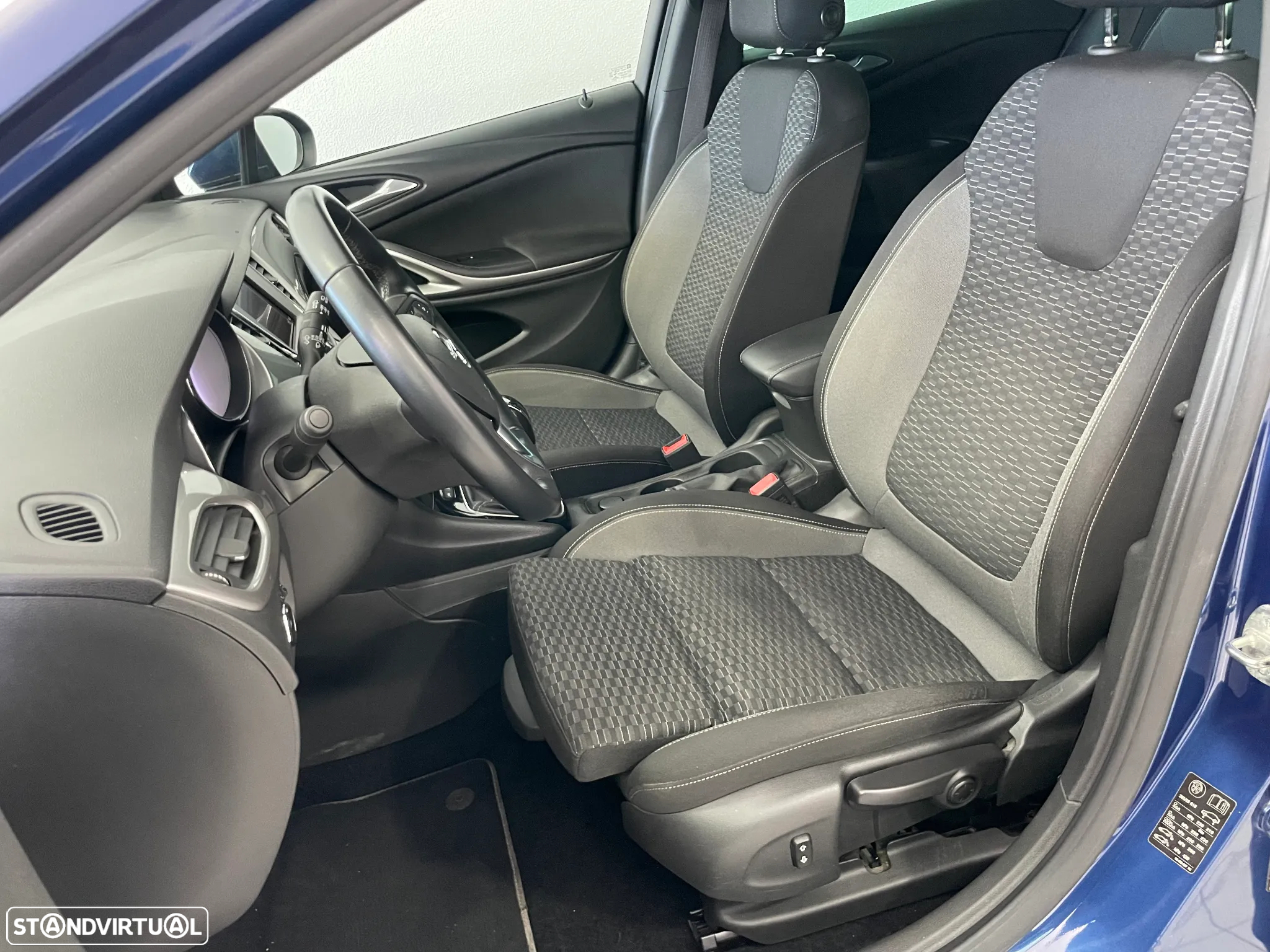 Opel Astra Sports Tourer 1.2 T Business Edition S/S - 8