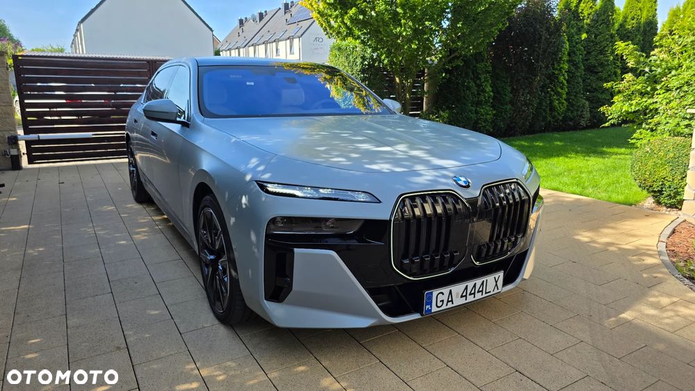 BMW Seria 7 740d xDrive mHEV Individual Edition sport - 1