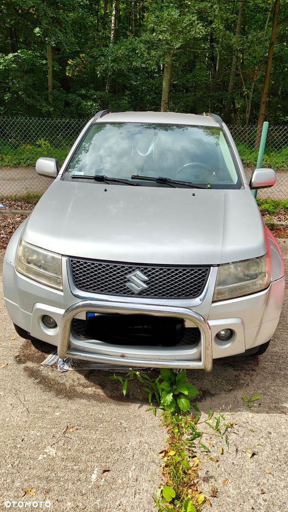 Suzuki Grand Vitara 2.0 - 5