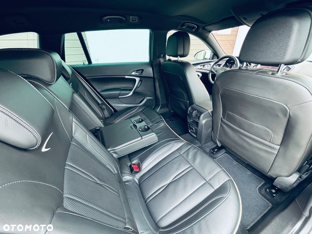 Opel Insignia - 19