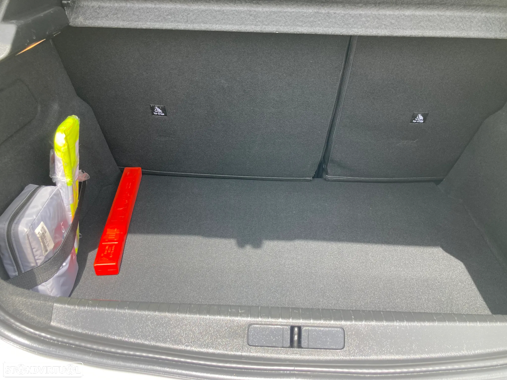 Peugeot 208 1.2 PureTech Active Pack - 12