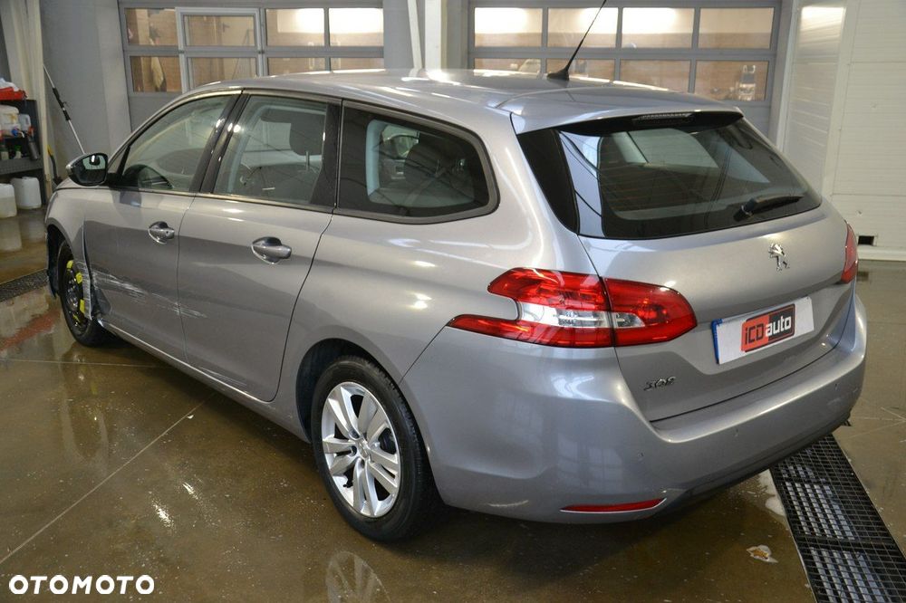 Peugeot 308 - 5