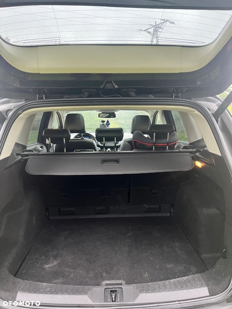 Ford Kuga 2.0 TDCi 4x4 Titanium - 8