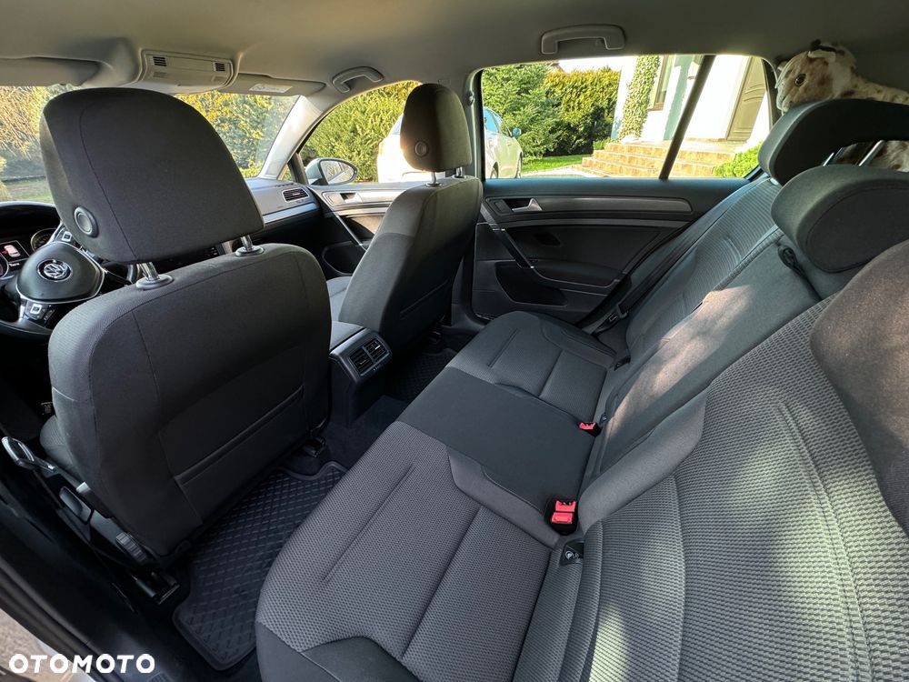 Volkswagen Golf 1.0 TSI BMT Comfortline - 15