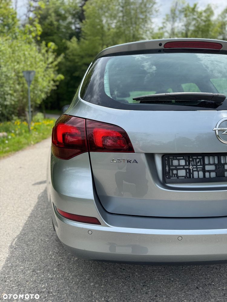 Opel Astra - 10