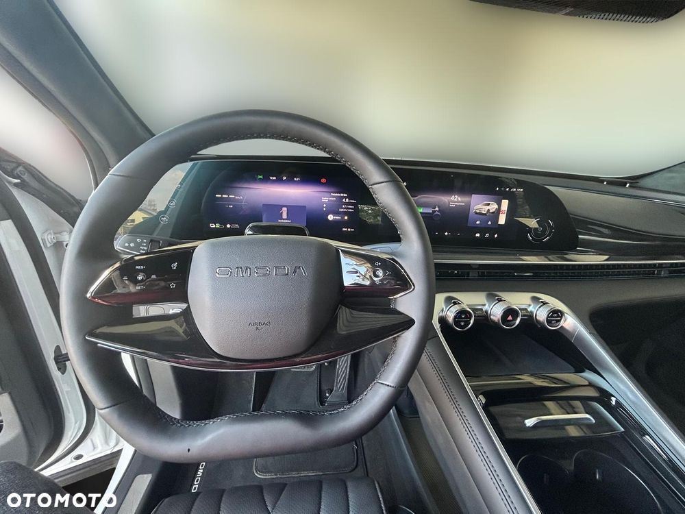 Omoda 9 1.5 Super Hybrid Exclusive AWD - 13