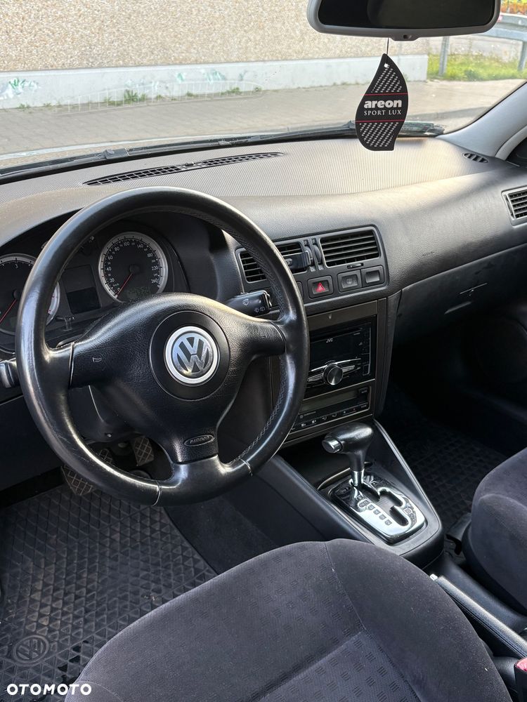 Volkswagen Bora Variant 1.9 TDI - 10