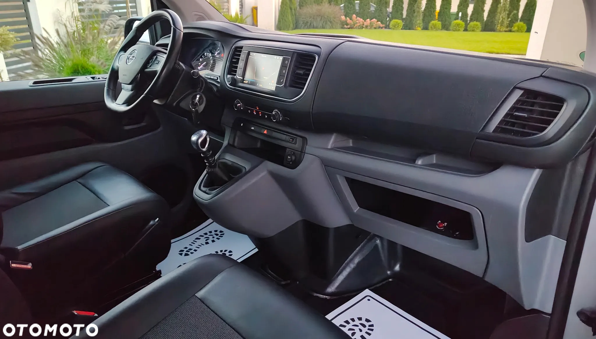 Opel VIVARO - 22