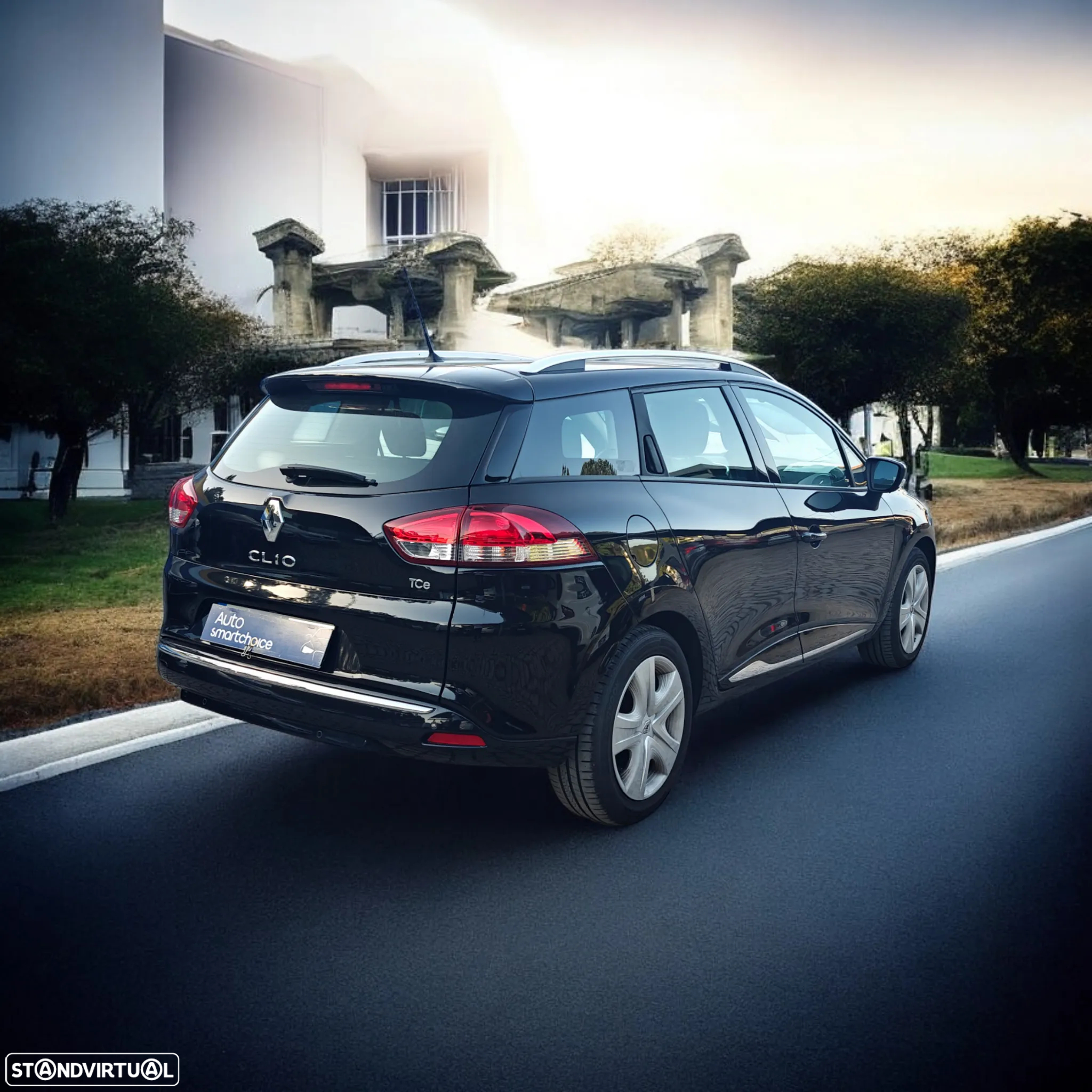Renault Clio Sport Tourer 0.9 TCE Dynamique S - 4