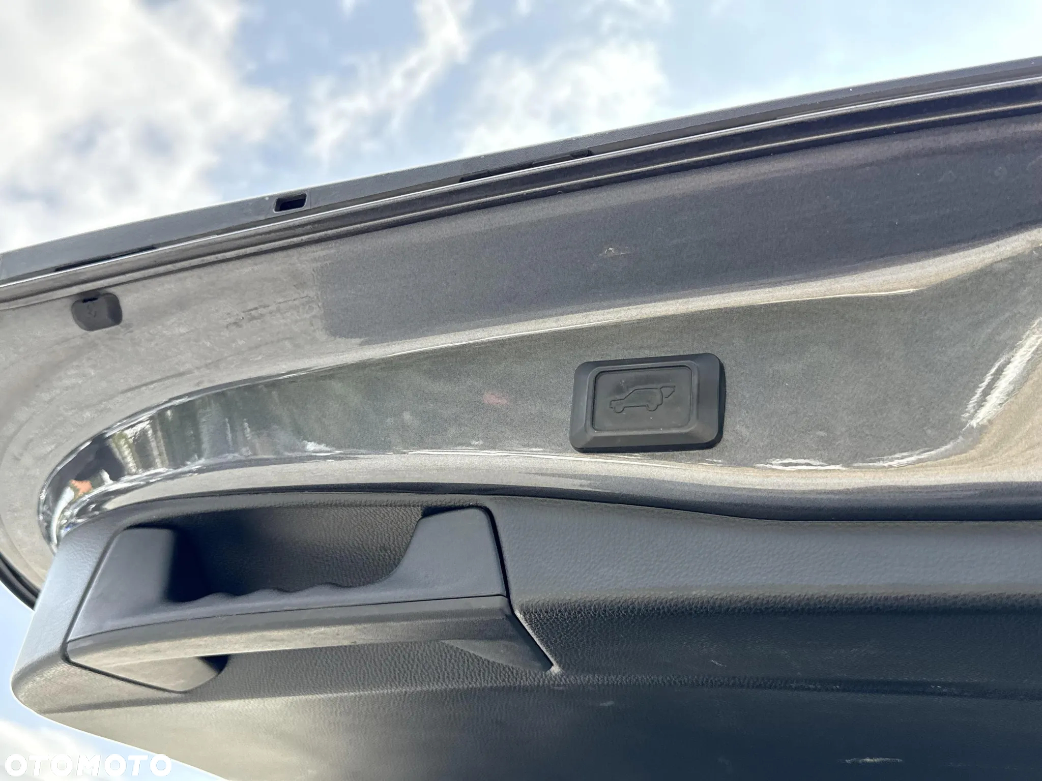 Toyota RAV4 2.5 Hybrid Executive 4x2 - 24