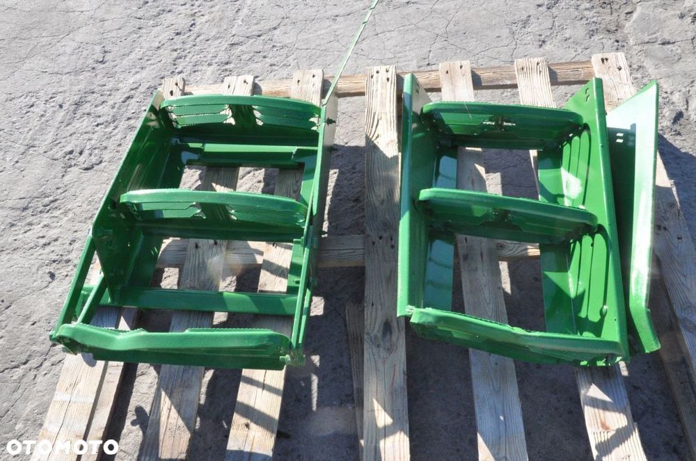 SCHODKI John Deere 6190 R - 1