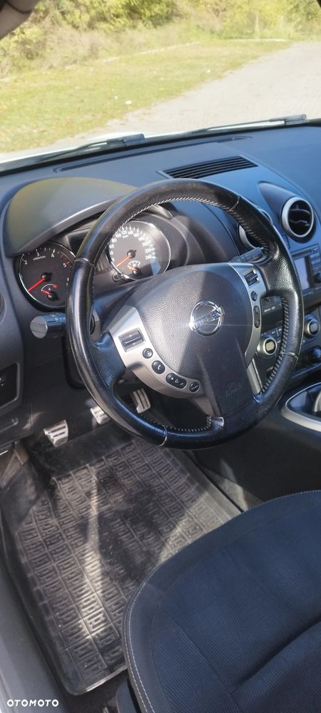 Nissan Qashqai - 9