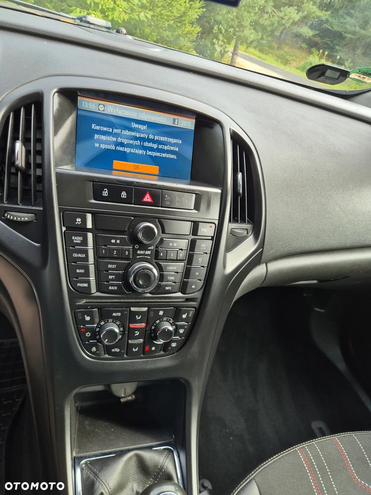 Opel Astra 1.4 T Cosmo - 28