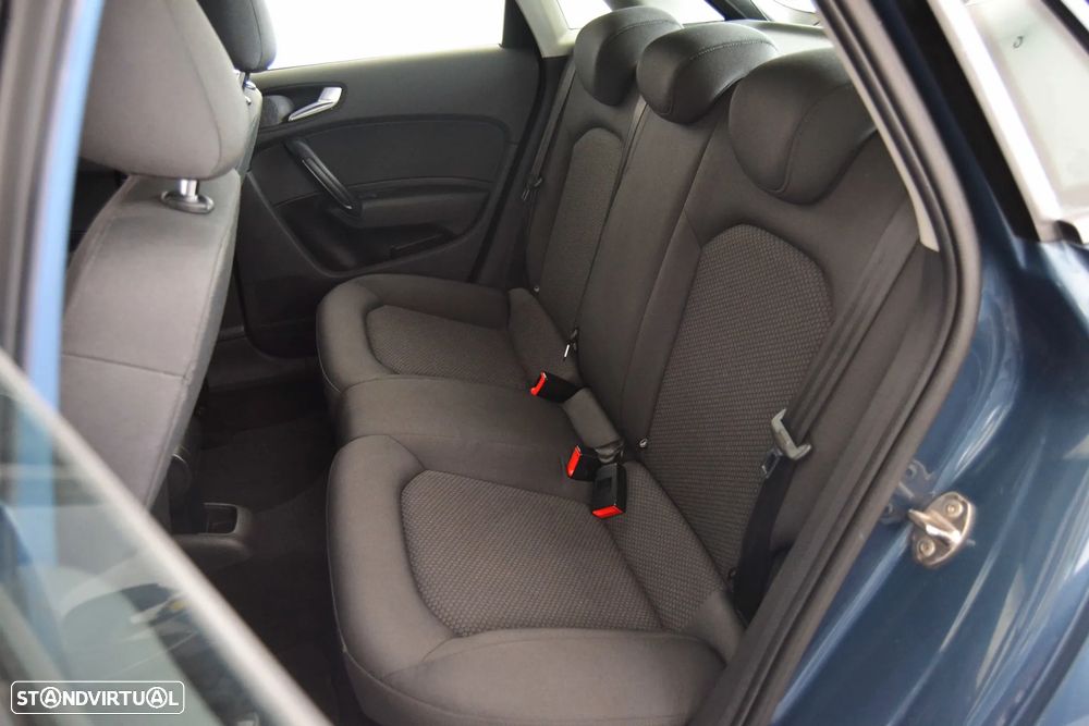 Audi A1 Sportback 1.4 TDI S tronic - 19