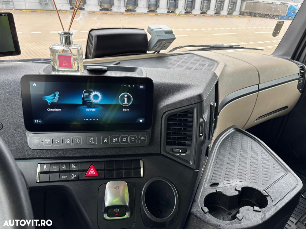 Mercedes-Benz ACTROS - 5