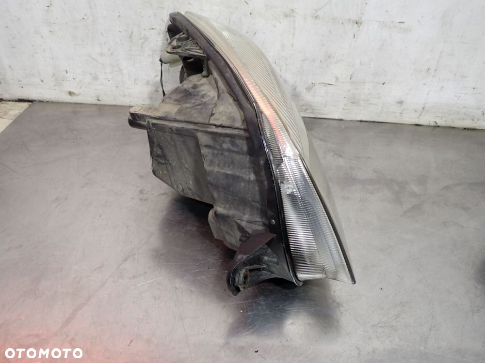 LAMPA LEWA PRZEDNIA SKODA ROOMSTER - 6