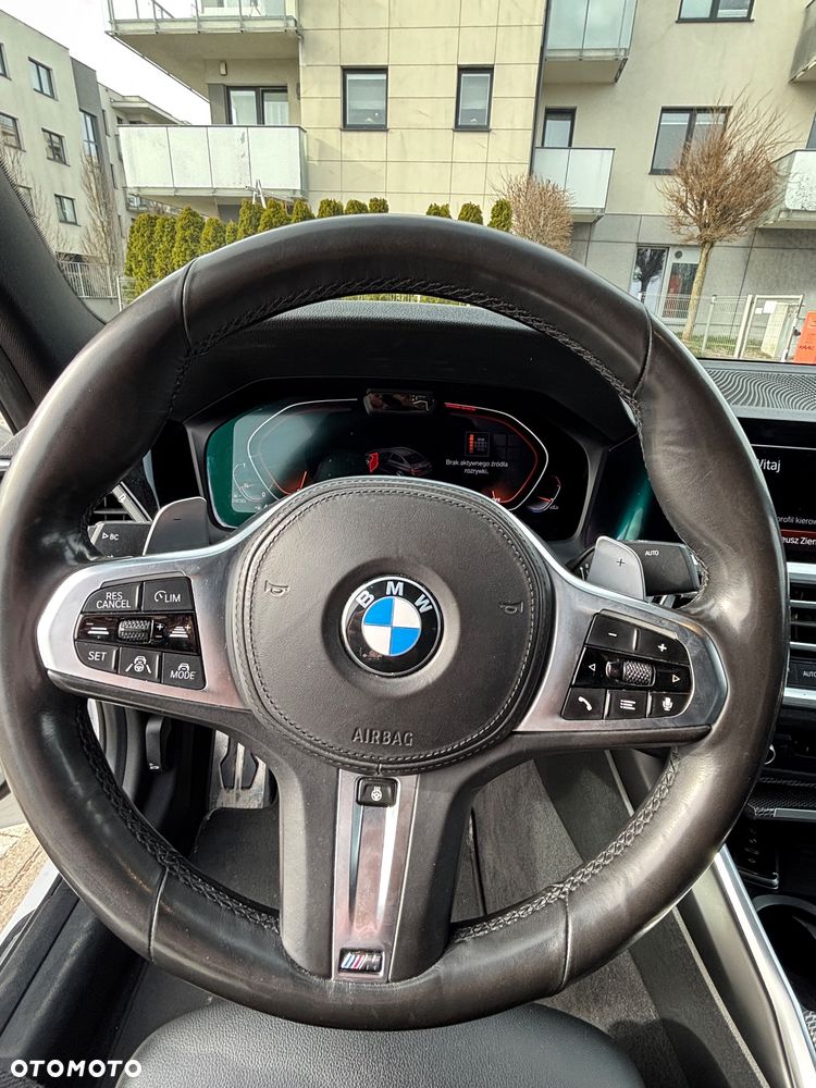 BMW Seria 3 320d xDrive M Sport - 8