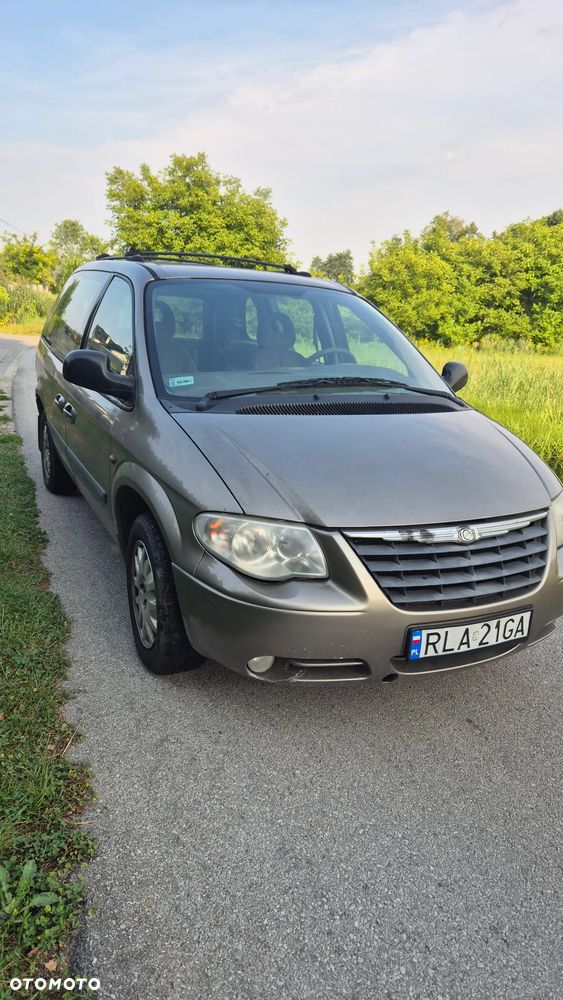 Chrysler Voyager 2.4 SE - 1