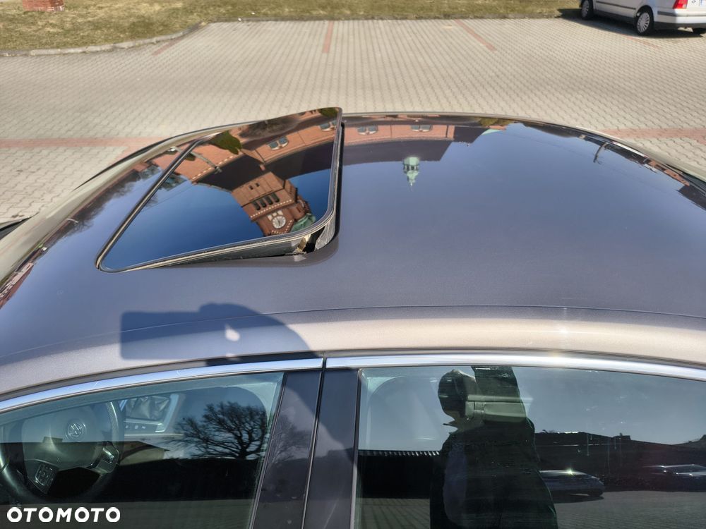 Volkswagen Passat 1.8 TSI Trendline - 11
