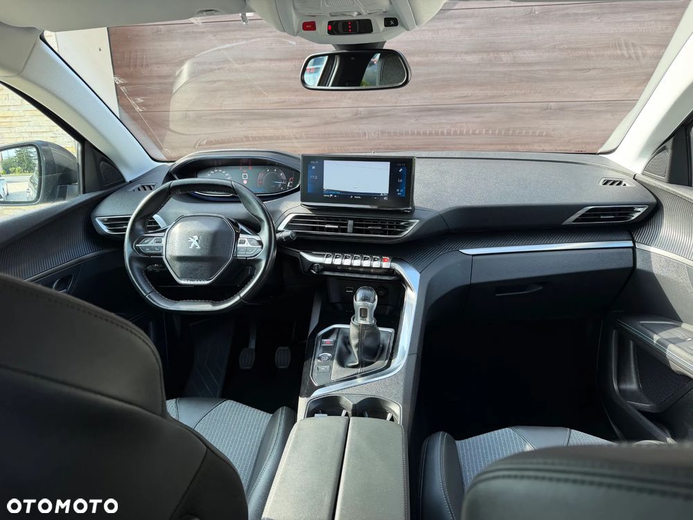 Peugeot 3008 - 16