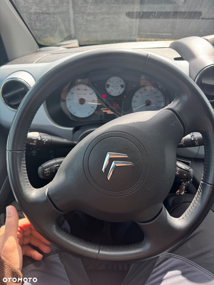 Citroën Berlingo Multispace HDi 115 FAP Exclusive - 17