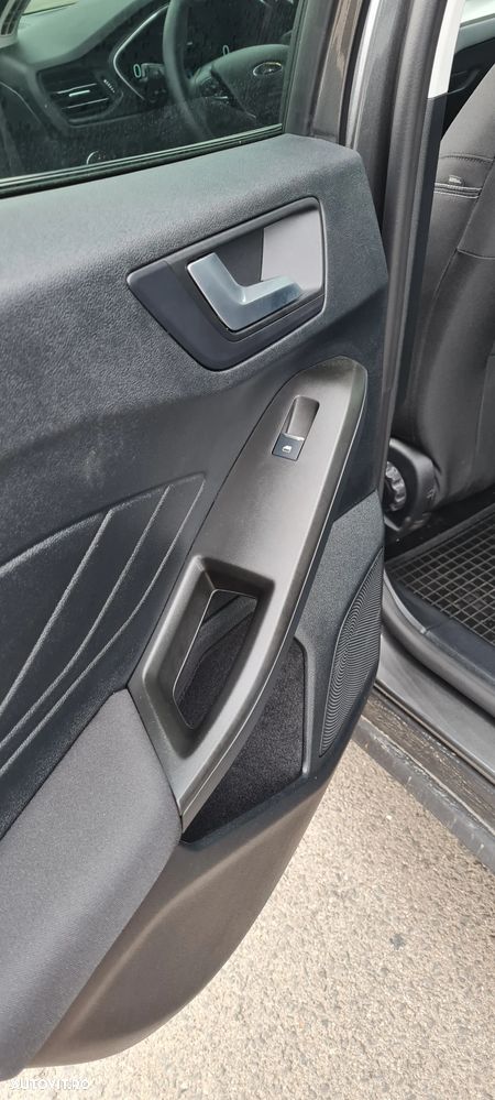 Ford Focus 1.5 EcoBlue 8AT Titanium X - 10