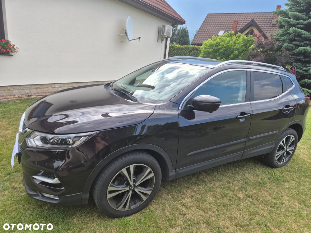 Nissan Qashqai 1.3 DIG-T N-Connecta DCT - 2