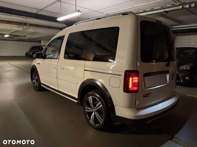 Volkswagen Caddy 2.0 TDI Alltrack DSG - 22