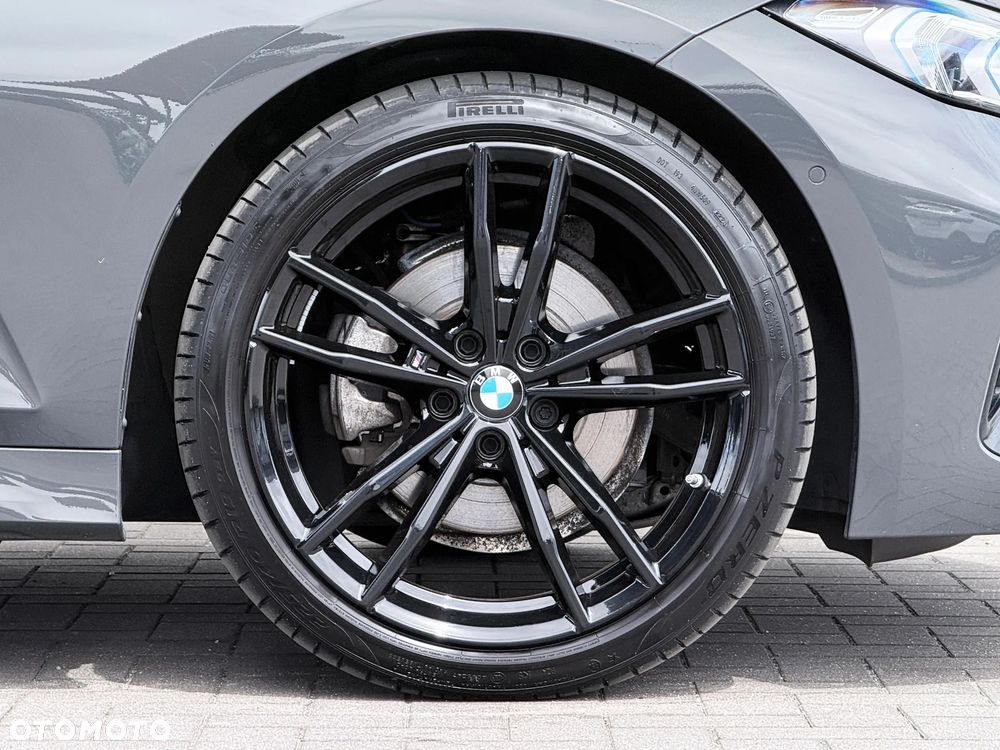 BMW Seria 3 320d xDrive M Sport - 15