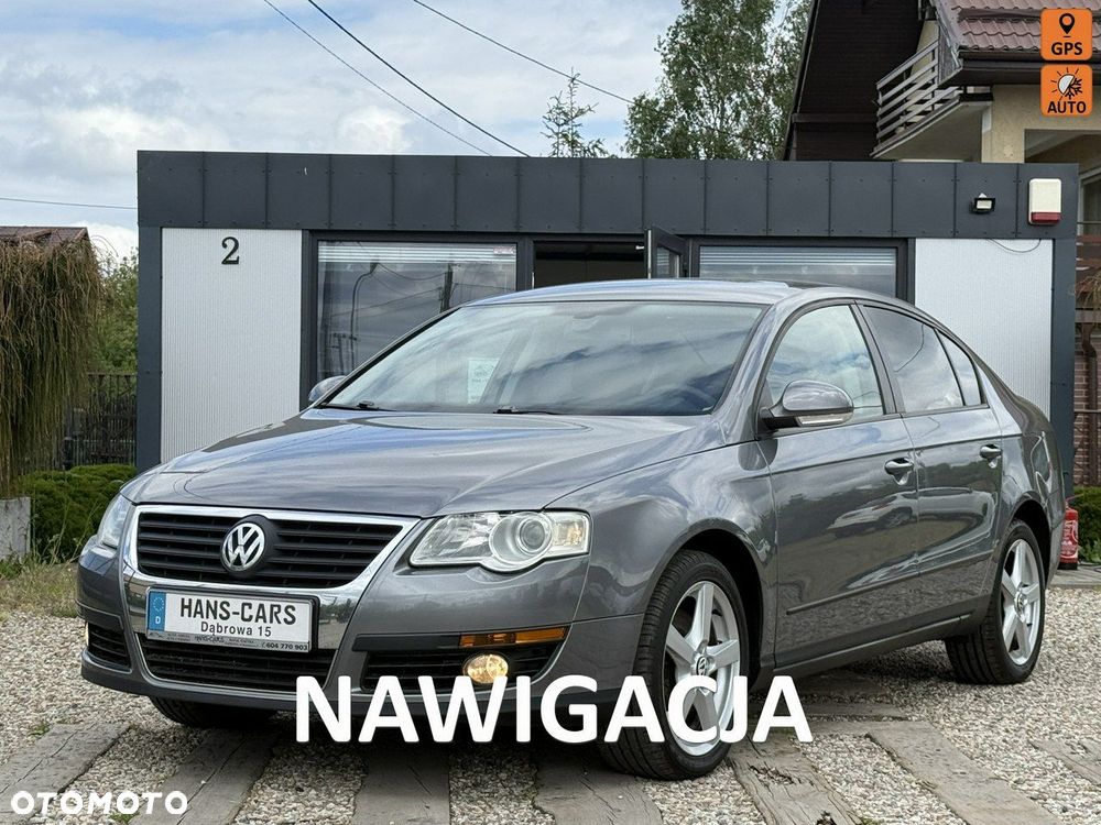 Volkswagen Passat - 1