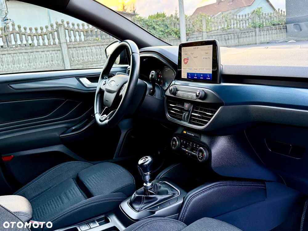 Ford Focus Turnier 1.5 EcoBoost Start-Stopp-System ACTIVE - 34