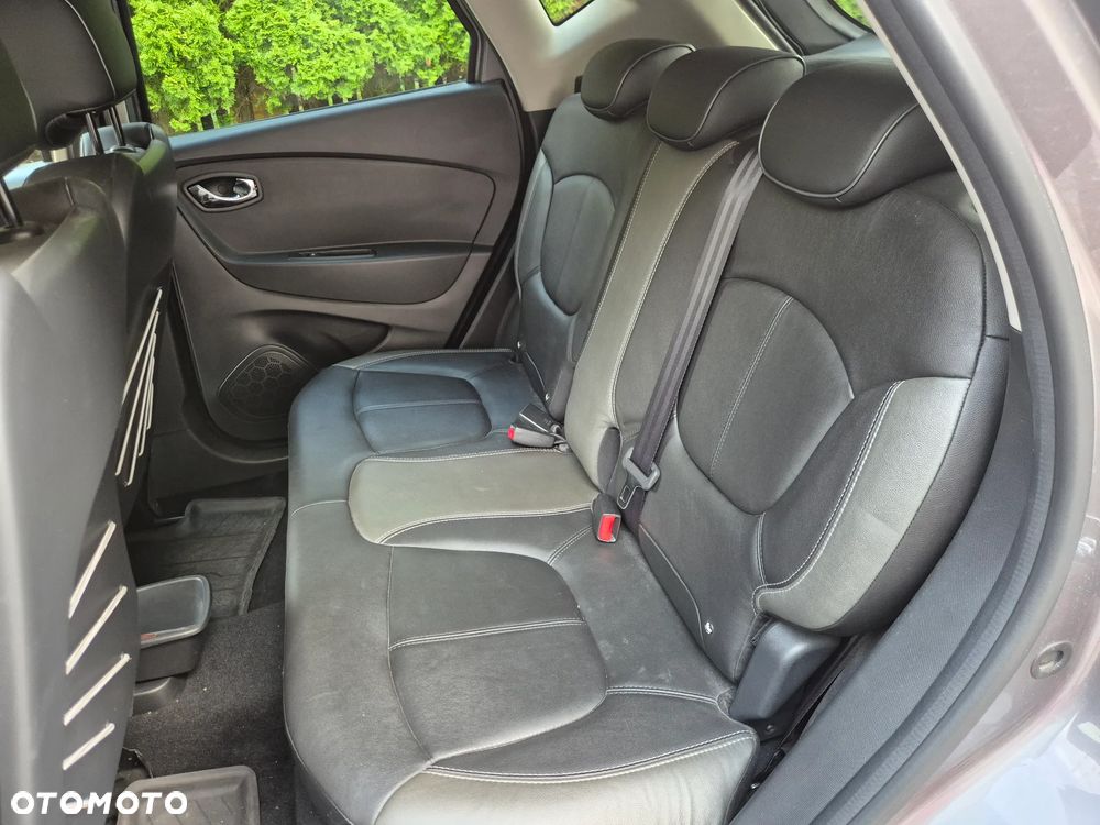 Renault Captur 1.2 Energy TCe Limited EDC - 17