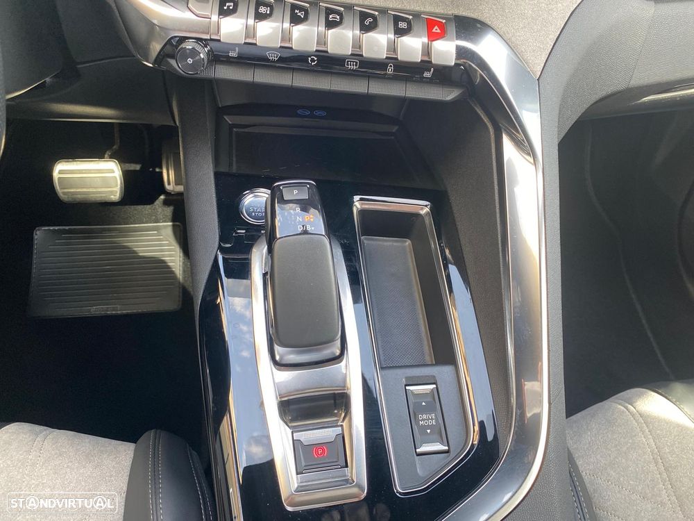 Peugeot 3008 1.6 Hybrid Active Pack e-EAT8 - 12