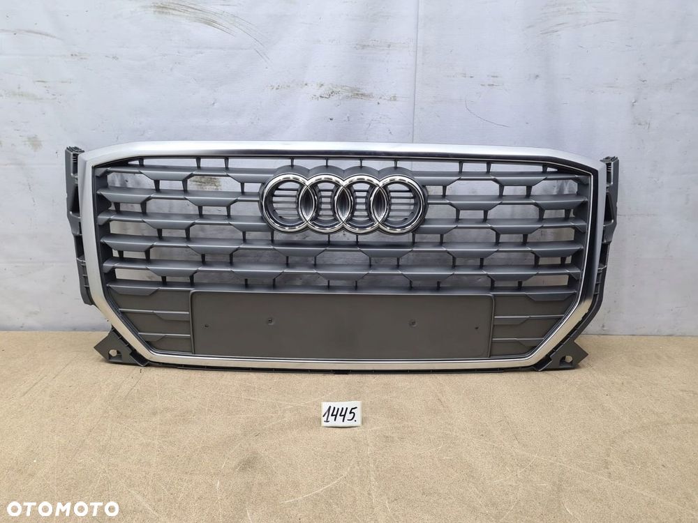 GRILL ATRAPA KRATKA PRZÓD AUDI Q2 81A853651 szary - 1