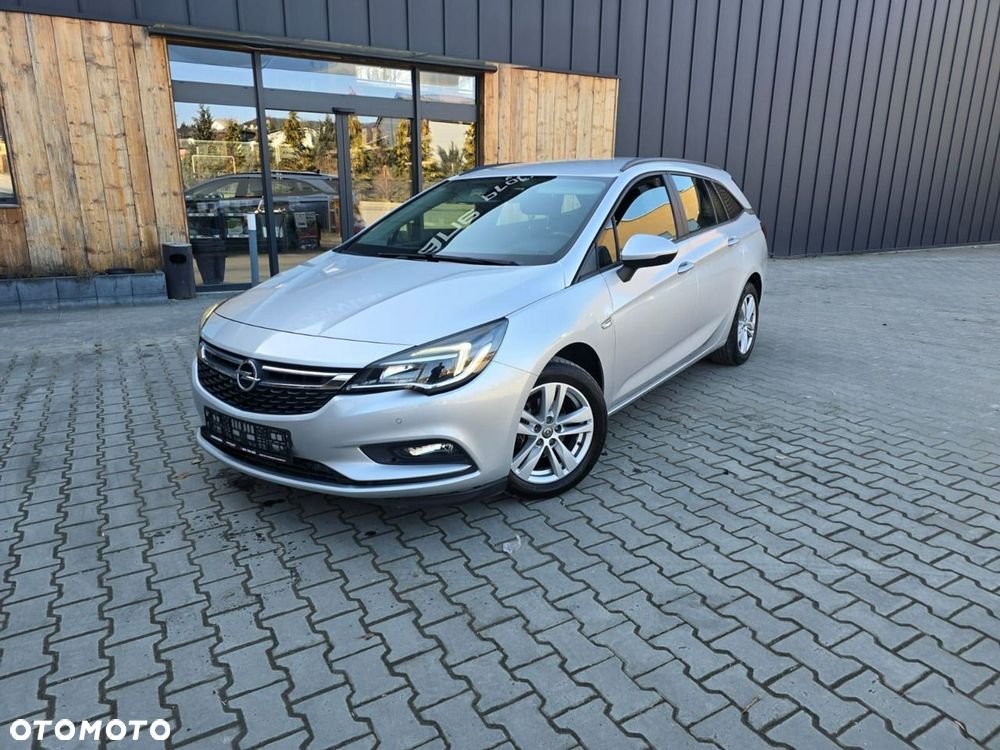 Opel Astra - 1