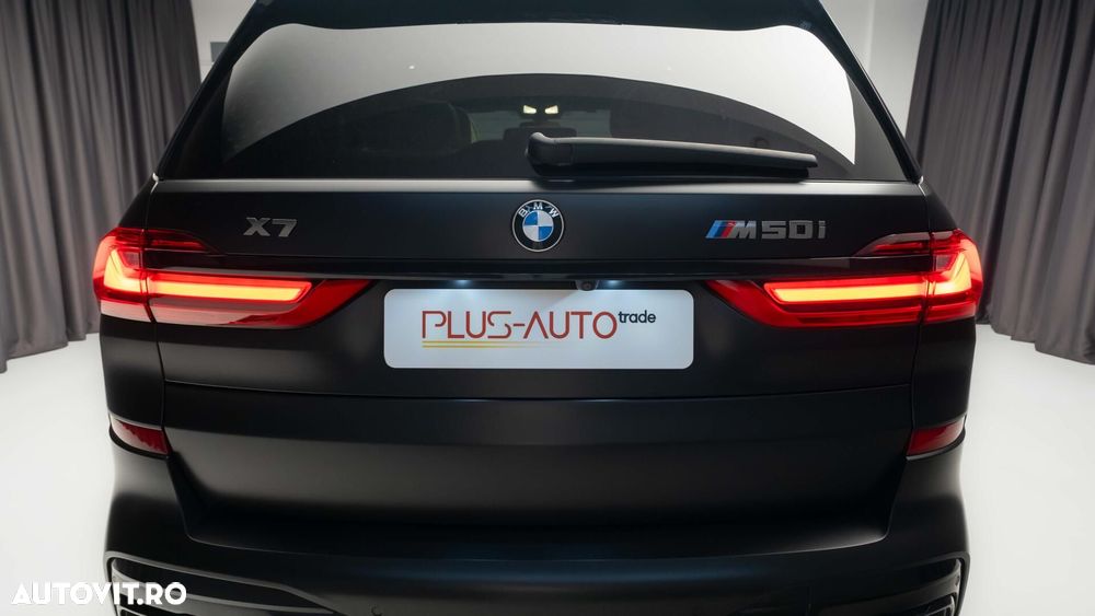 BMW X7 - 7