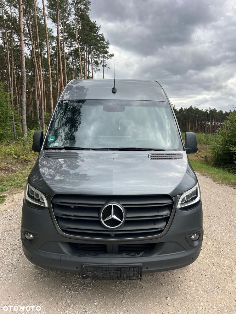 Mercedes-Benz Sprinter 319 V6 - 3